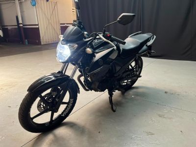 YAMAHA YS 150 Fazer SED 2023 - miniatura 4