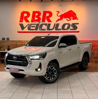 TOYOTA Hilux SRX D4-D 2.8TDi 16v 4X4 C.D. 2022 - miniatura 3