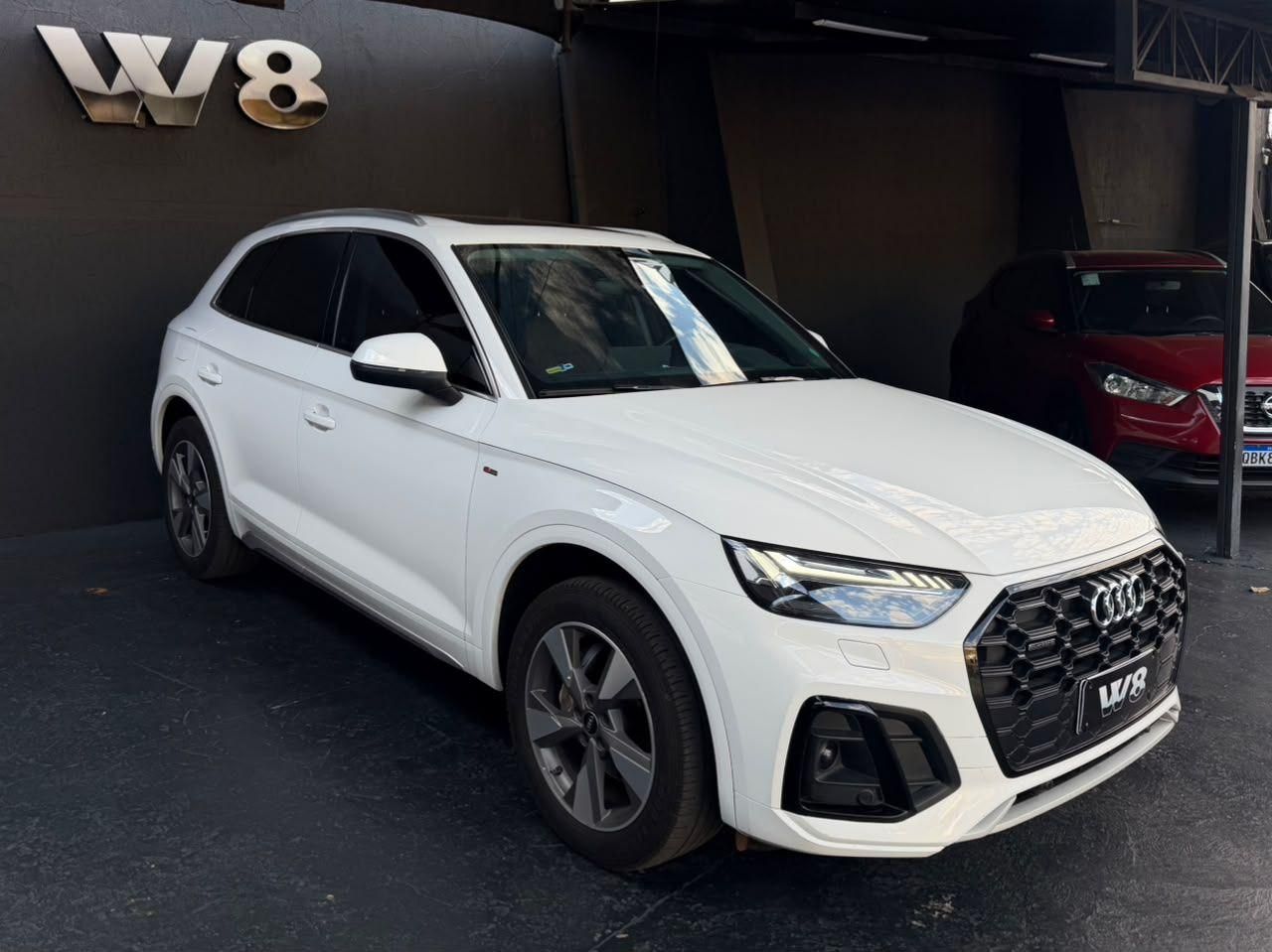 Vista principal de AUDI Q5 S-Line 2.0 TFSi 16v Quattro 2022