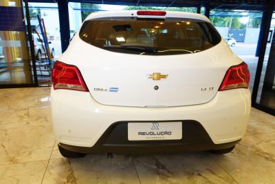 CHEVROLET Onix LT 1.4 2018 - miniatura 8