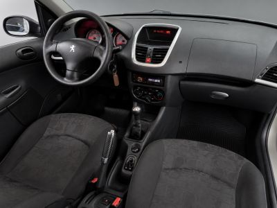 PEUGEOT 207 Passion XR 1.4 2011 - miniatura 7