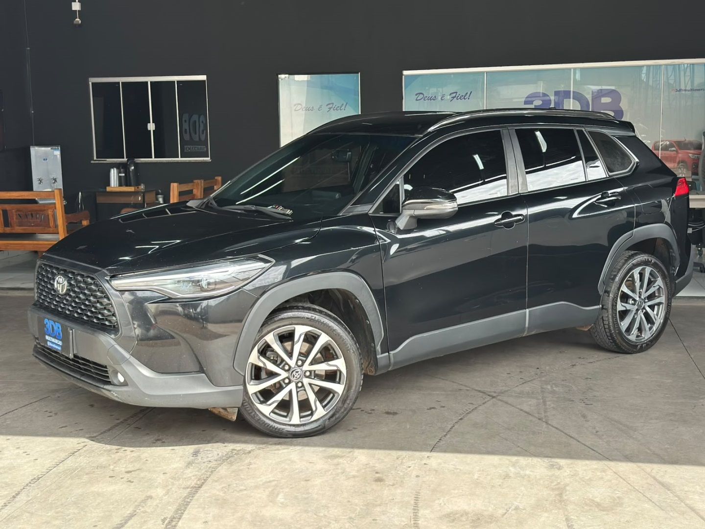 Vista principal de TOYOTA Corolla Cross XRE 2.0 16v 2022