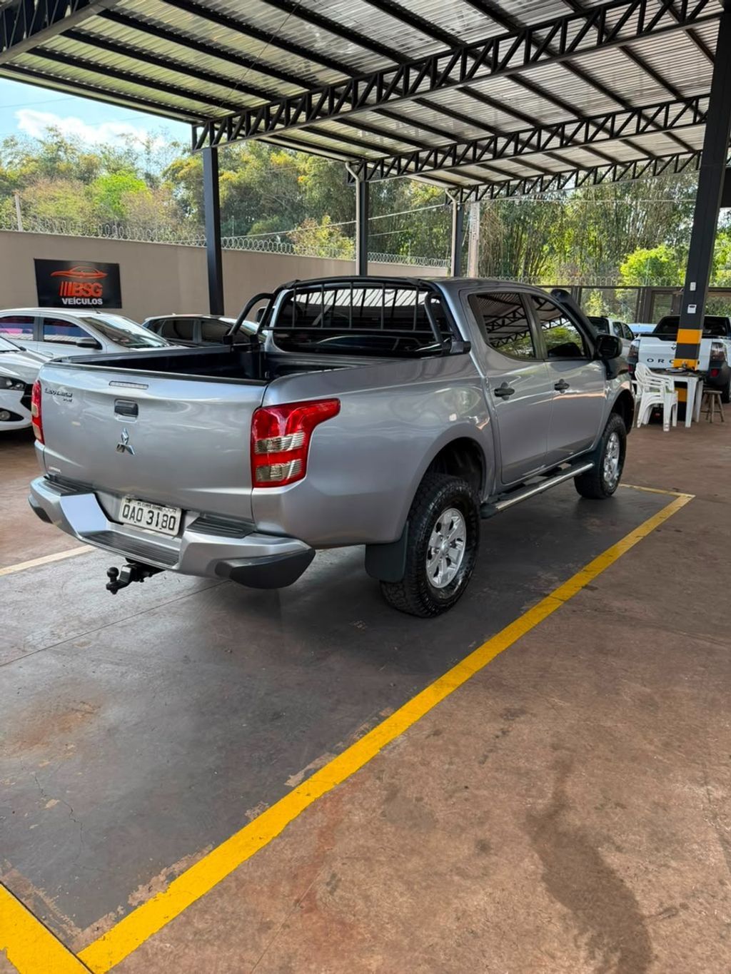 MITSUBISHI L200 Triton Sport GLX 2.4TDi 16v 4X4 C.D. 2019 - miniatura 3