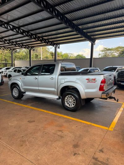 TOYOTA Hilux SR D4-D 3.0TDi 16v 4X4 C.D. 2013 - miniatura 2