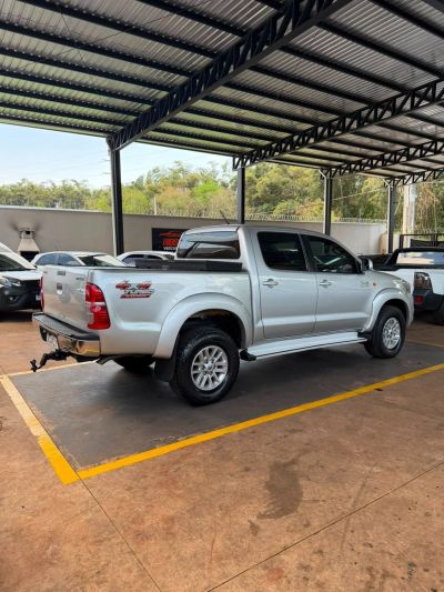 TOYOTA Hilux SR D4-D 3.0TDi 16v 4X4 C.D. 2013 - miniatura 4