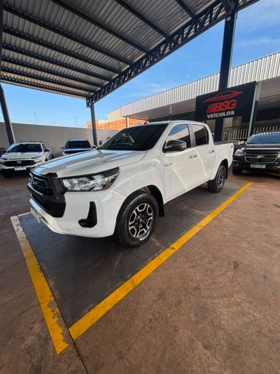 TOYOTA Hilux D4-D 2.8TDi 16v 4X4 C.D. 2024