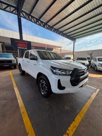 TOYOTA Hilux D4-D 2.8TDi 16v 4X4 C.D. 2024 - miniatura 2