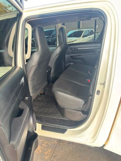 TOYOTA Hilux D4-D 2.8TDi 16v 4X4 C.D. 2024 - miniatura 7