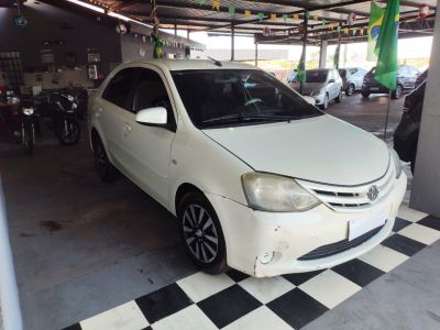 TOYOTA Etios Sedan XS 1.5 16v 2017 - miniatura 3
