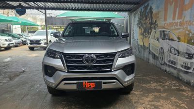 TOYOTA Hilux SW4 SRX D4-D 2.8TDi 16v 4x4 2022