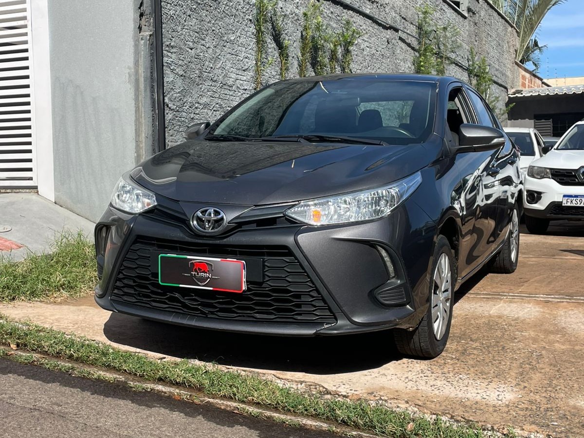 TOYOTA Yaris Hatch XL 1.5 16v 2023 - miniatura 2