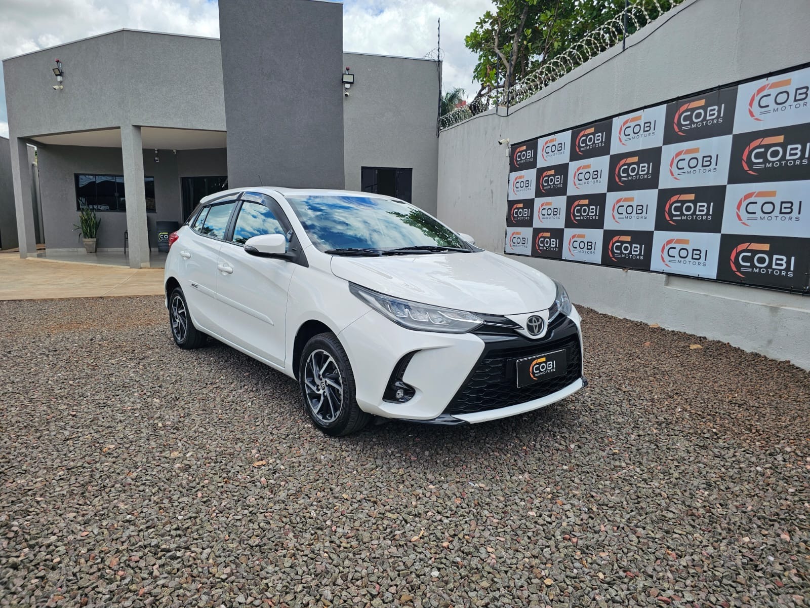 TOYOTA Yaris Hatch XLS Connect 1.5 16v 2024 - miniatura 3