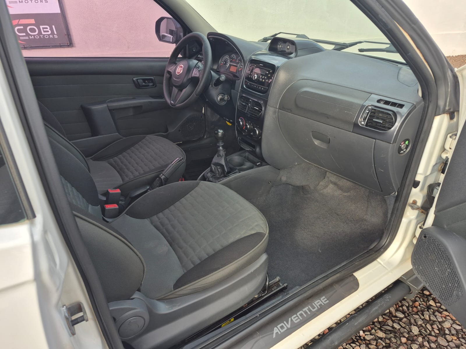 FIAT Strada Adventure 1.8 16v C.E. 2016 - miniatura 7