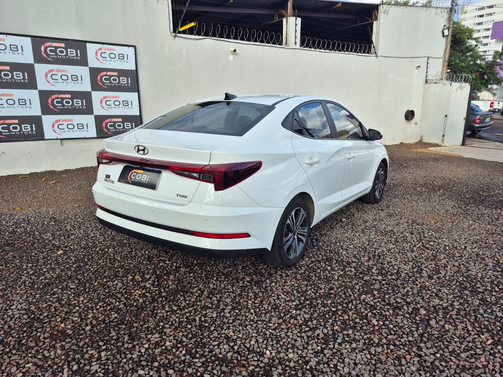 HYUNDAI HB20S Comfort 1.0T 12v 2024 - miniatura 6