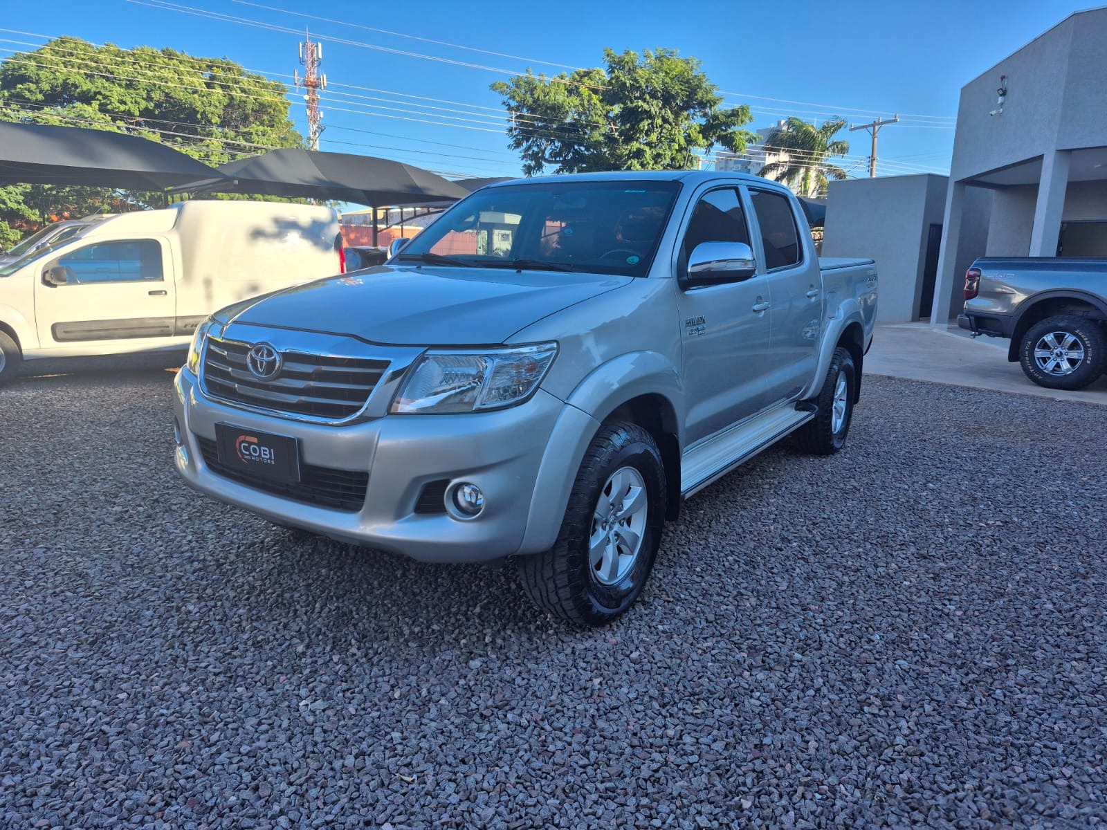 TOYOTA Hilux 2.7 16v 4x4 C.D. 2015
