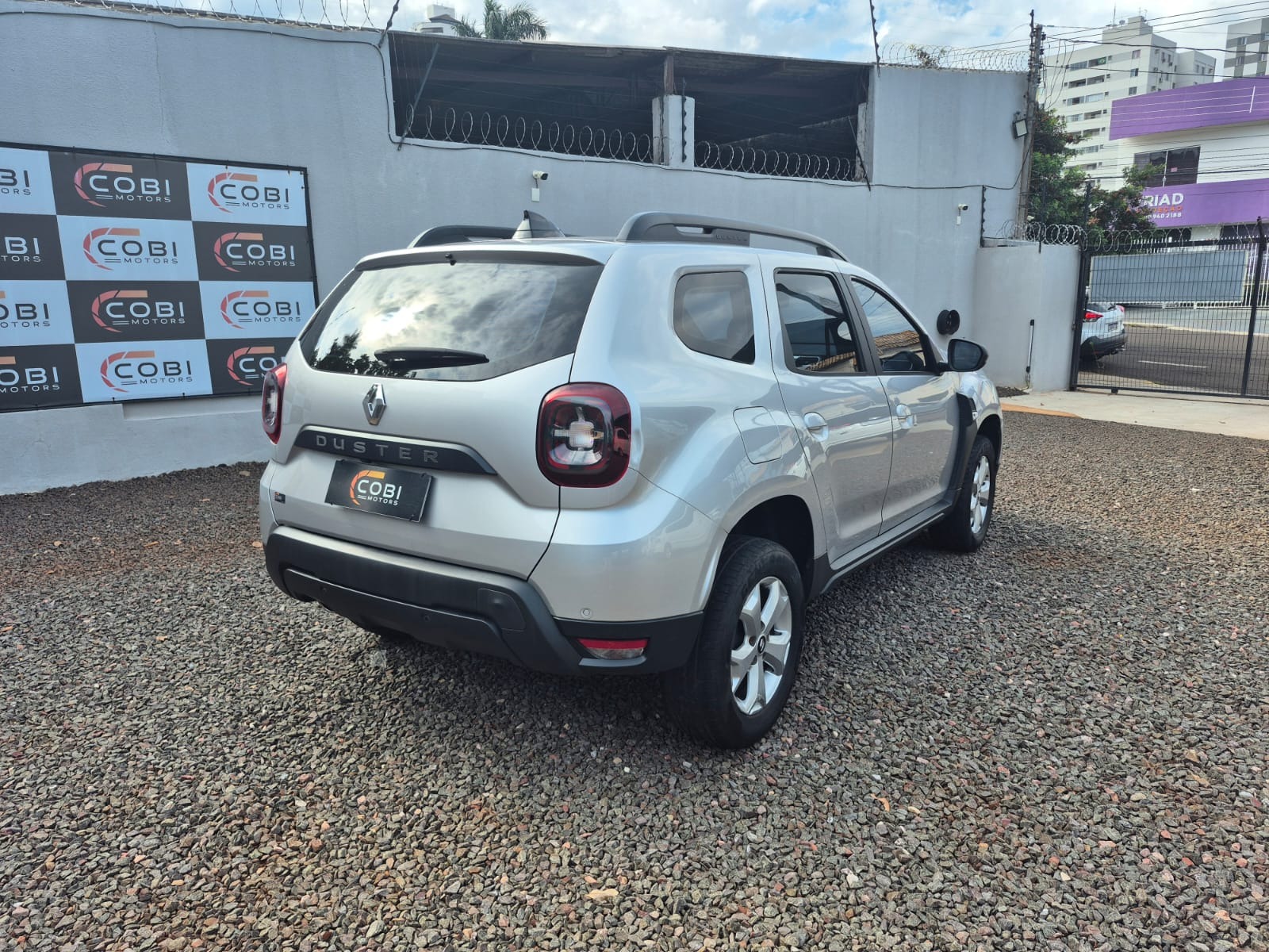 RENAULT Duster Intense 1.6 16v 2024 - miniatura 4