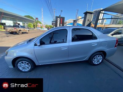 TOYOTA Etios Sedan X 1.5 16v 2019 - miniatura 2