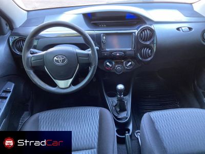 TOYOTA Etios Sedan X 1.5 16v 2019 - miniatura 8