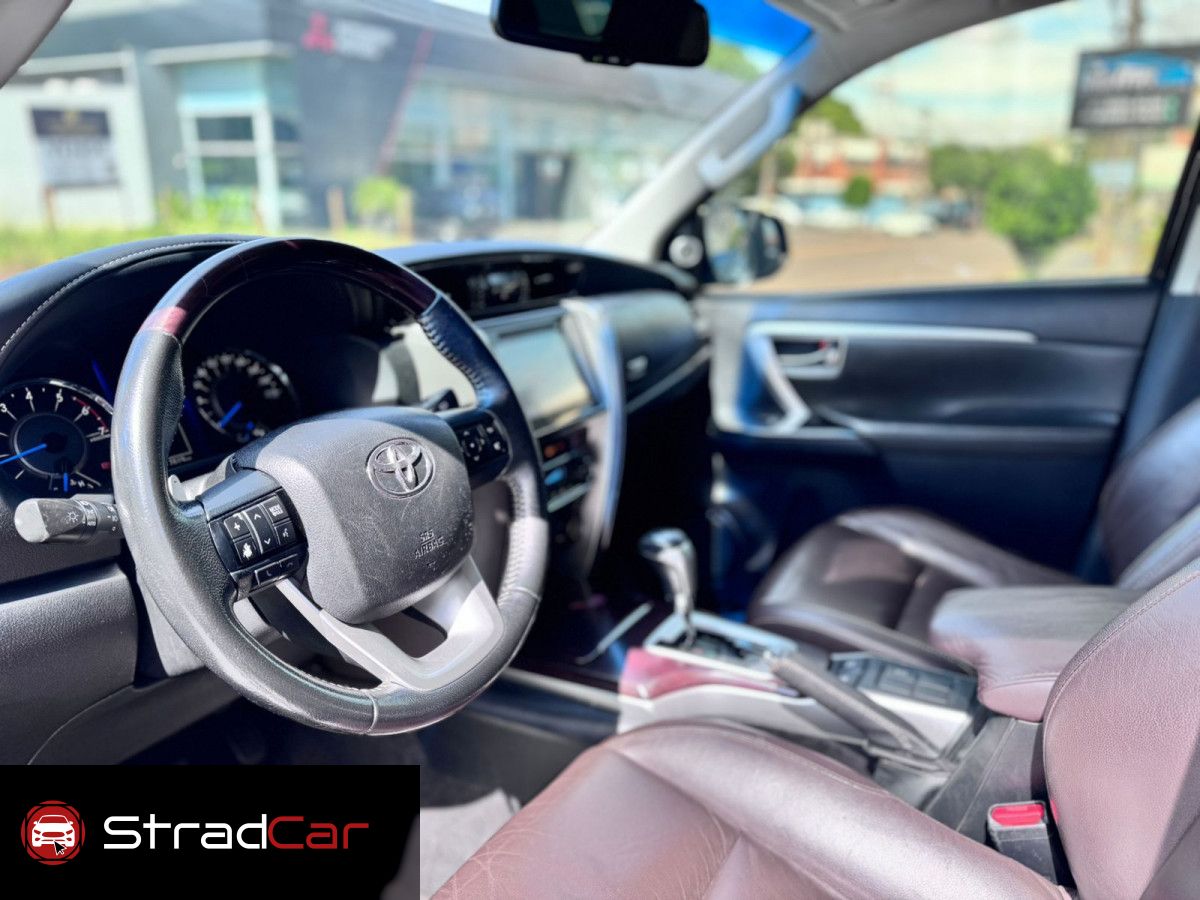 TOYOTA Hilux SW4 SRV 2.7 16v 2019 - miniatura 7