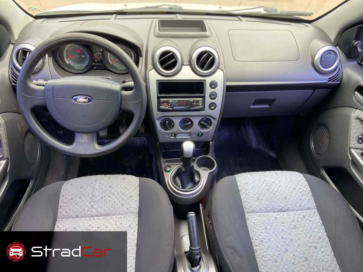 FORD Fiesta Hatch 1.6 4p. 2011 - miniatura 11