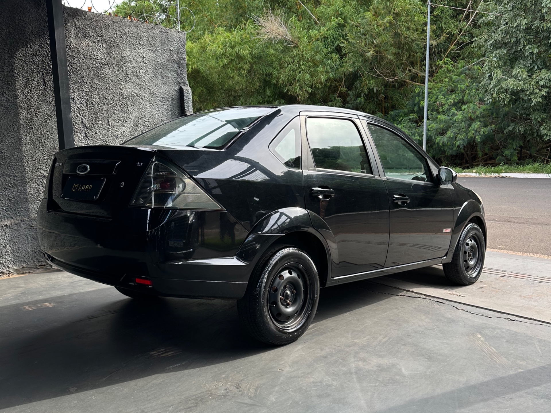 FORD Fiesta Sedan 1.6 2013 - miniatura 6
