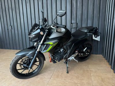 YAMAHA FZ25 250 Fazer 2024 - miniatura 3
