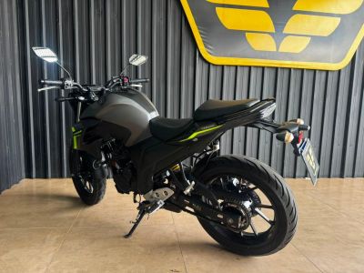 YAMAHA FZ25 250 Fazer 2024 - miniatura 8