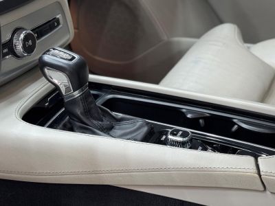 VOLVO XC90 T-6 Momentum 2.0T 16v AWD 2016 - miniatura 12