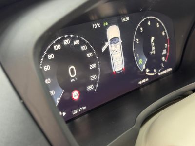 VOLVO XC90 T-6 Momentum 2.0T 16v AWD 2016 - miniatura 17
