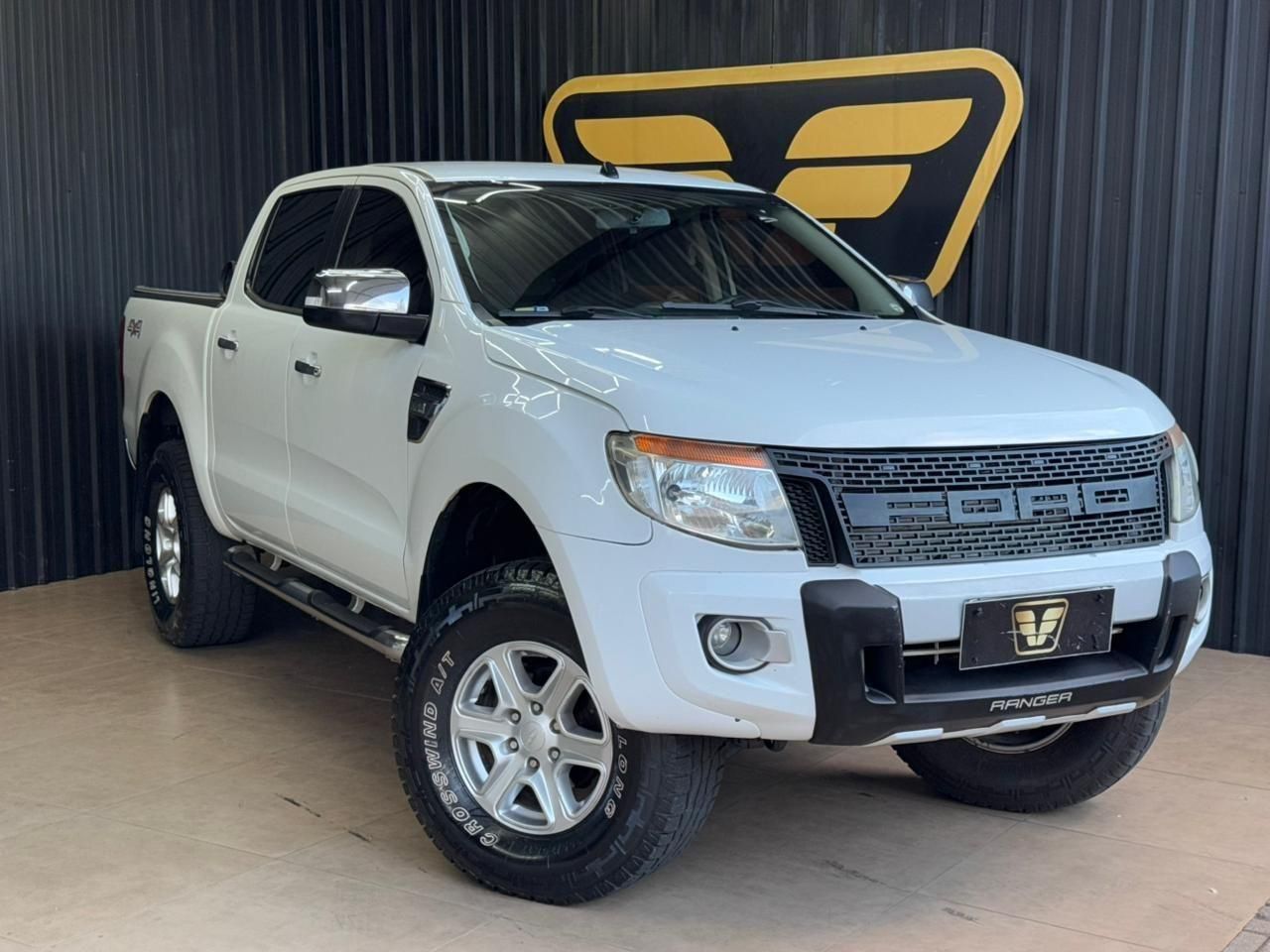 Vista principal de FORD Ranger XLT 3.2TDCi 20v 4x4 C.D. 2014