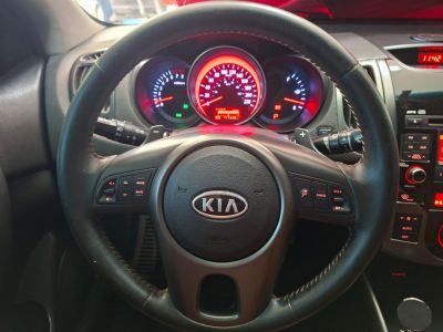 KIA Cerato Koup 2.0 16v 2012 - miniatura 13