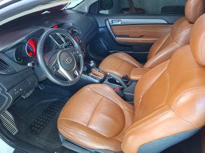 KIA Cerato Koup 2.0 16v 2012 - miniatura 14