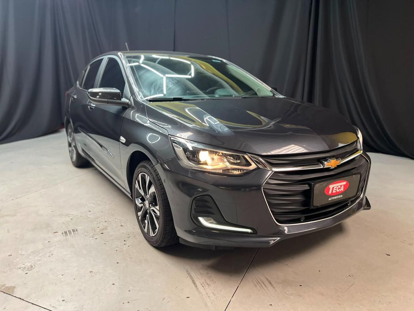 Vista principal de CHEVROLET Onix Sedan Plus Premier 1.0T 12v 2024