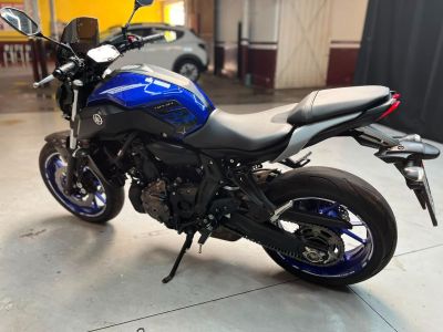 YAMAHA MT -07 689 2022 - miniatura 4