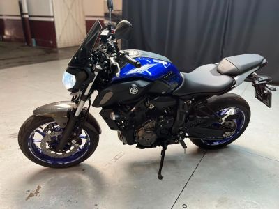 YAMAHA MT -07 689 2022 - miniatura 10