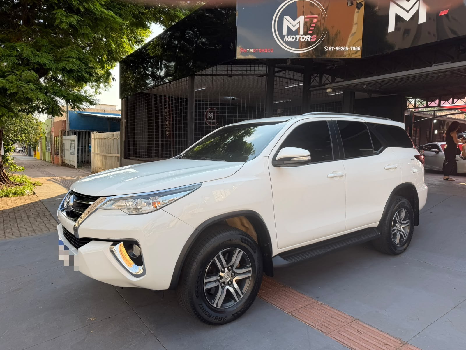 TOYOTA Hilux SW4 SR 2.7 16v 2017