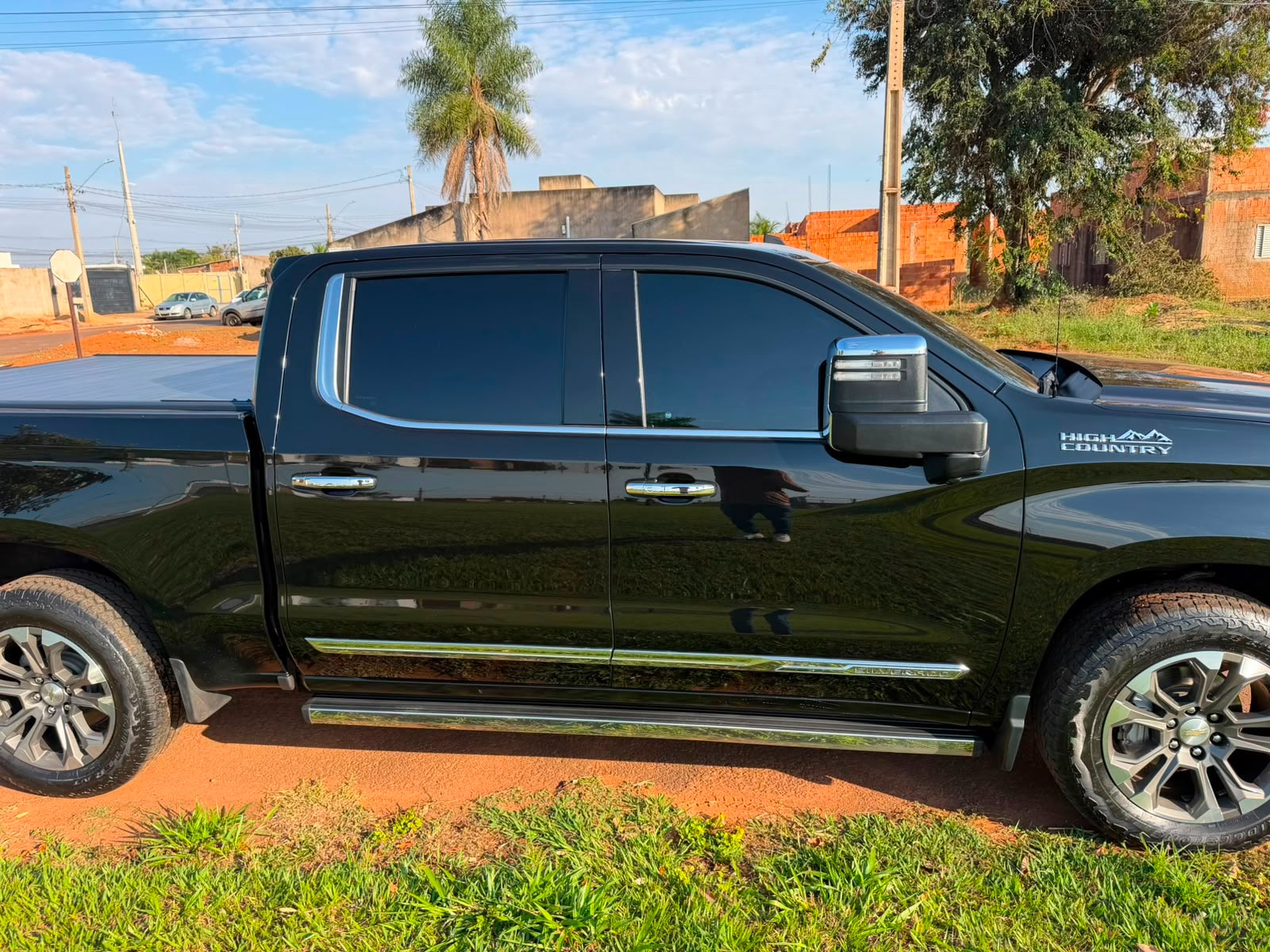 CHEVROLET Silverado 1500 High Country 5.3 V8 4x4 C.D. 2024 - miniatura 2