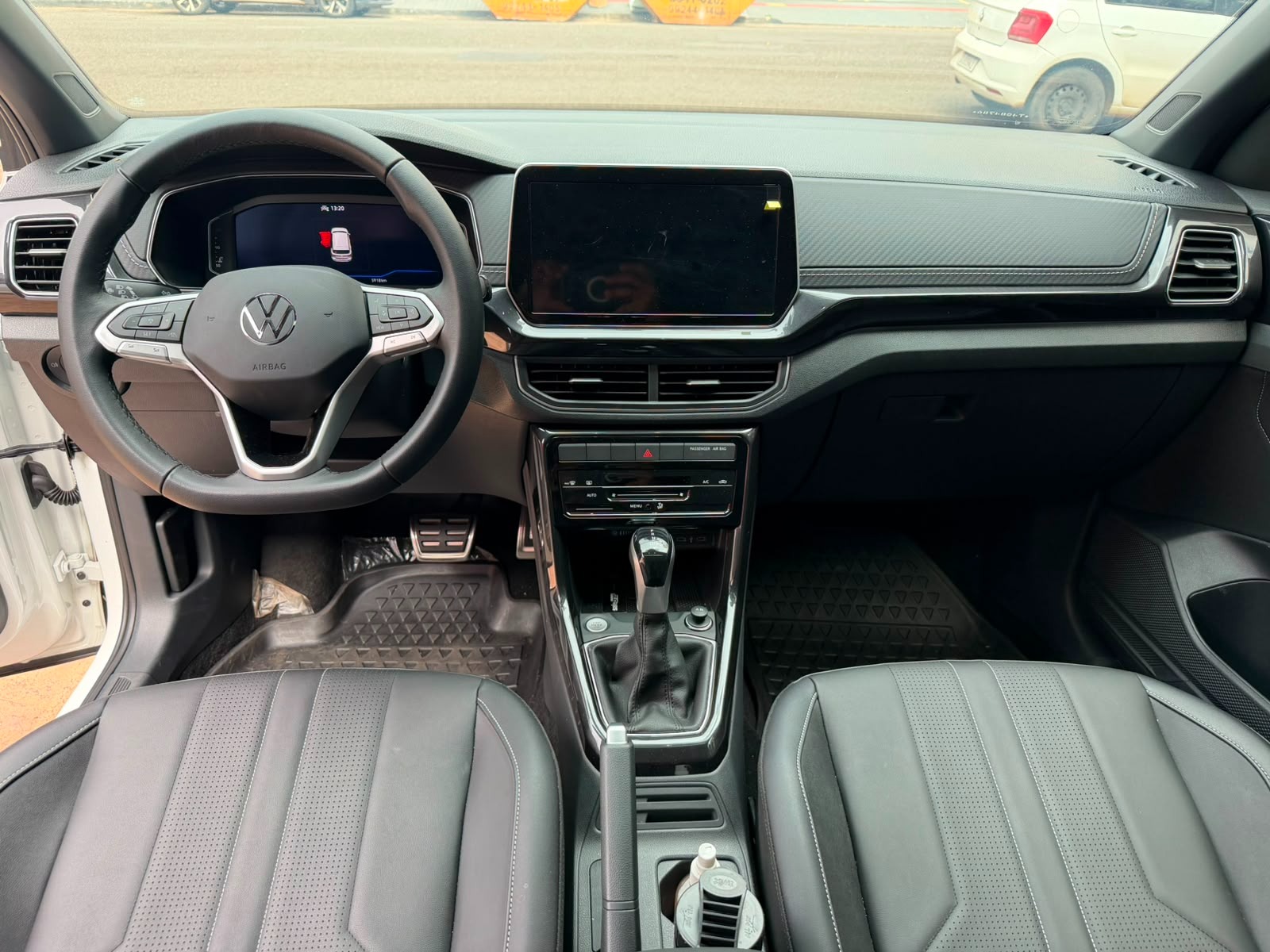 VOLKSWAGEN T-Cross Highline 1.4 16v TSi 2026 - miniatura 9