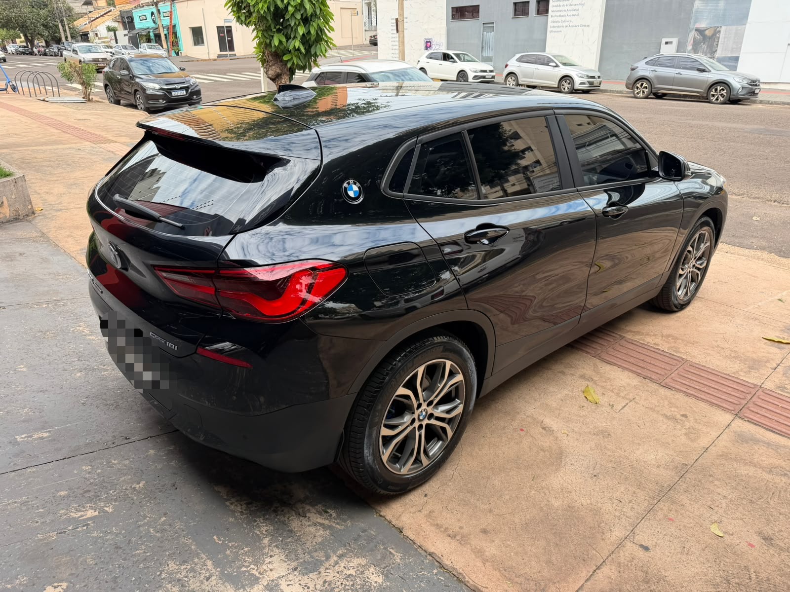 BMW X2 sDrive18i 1.5T 12v 2019 - miniatura 6