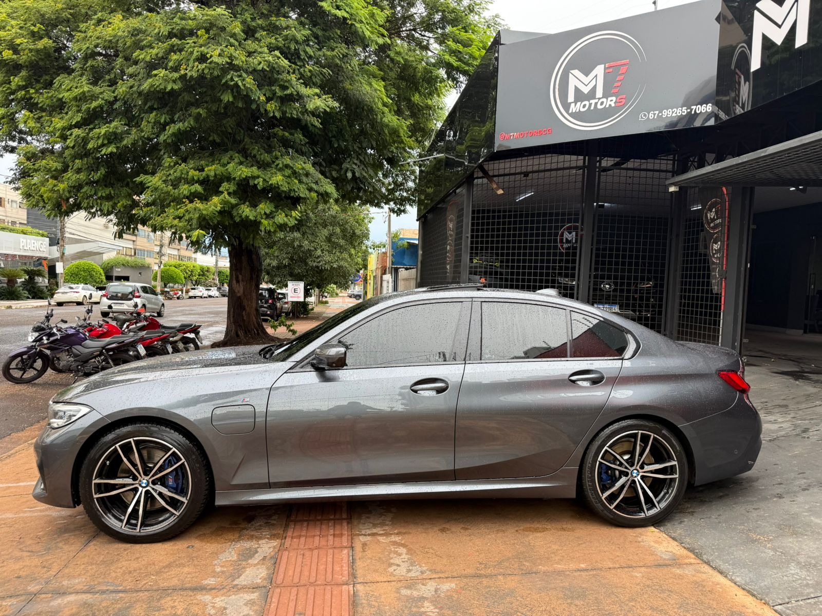 BMW 330e M Sport 2.0T 16v 2022 - miniatura 4