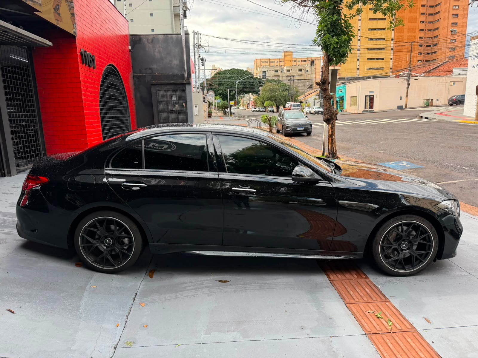 MERCEDES-BENZ C 200 AMG Line 1.5T 16v 2022 - miniatura 5