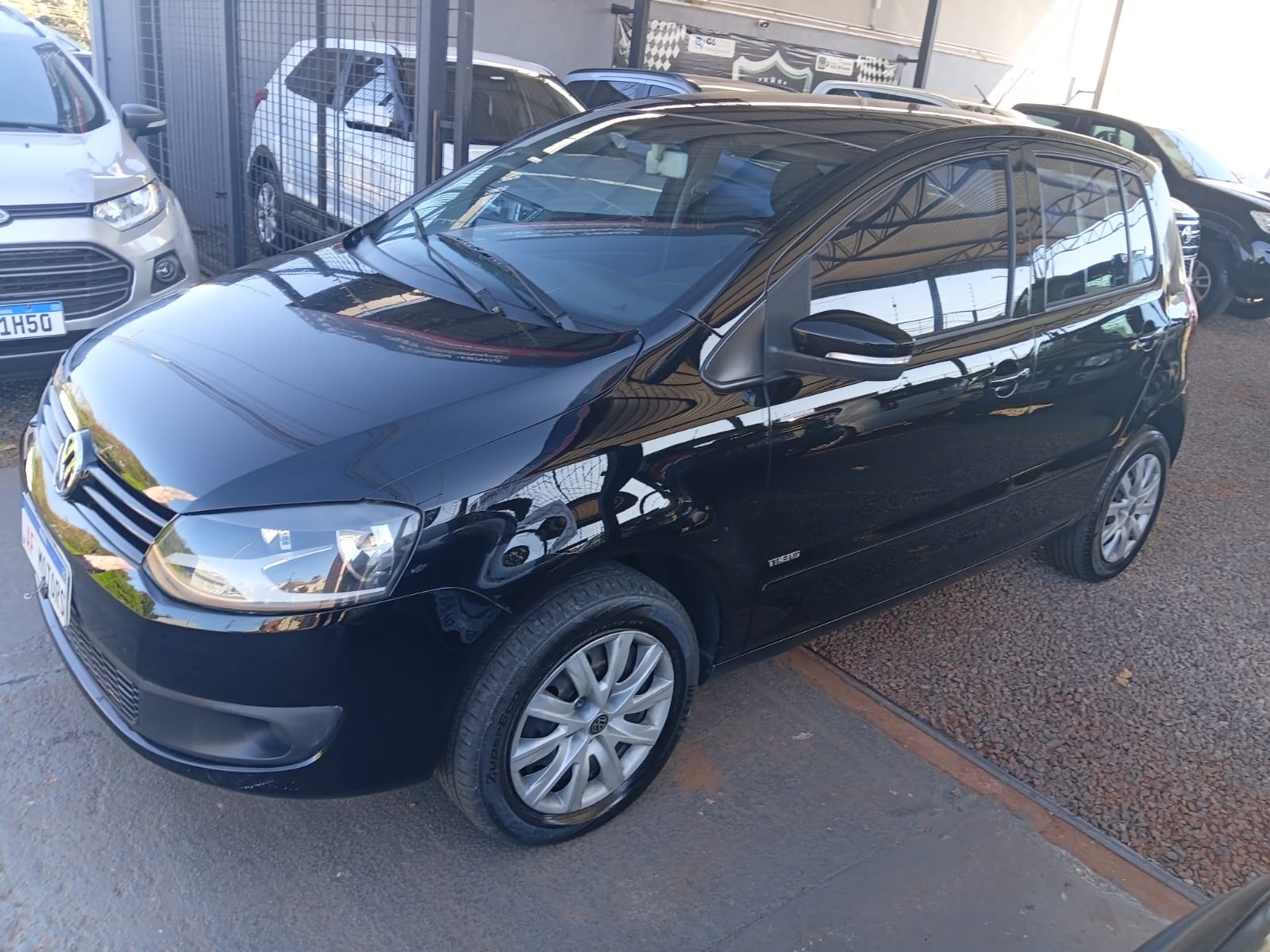 VOLKSWAGEN Fox 1.0 4p. 2011 - miniatura 3