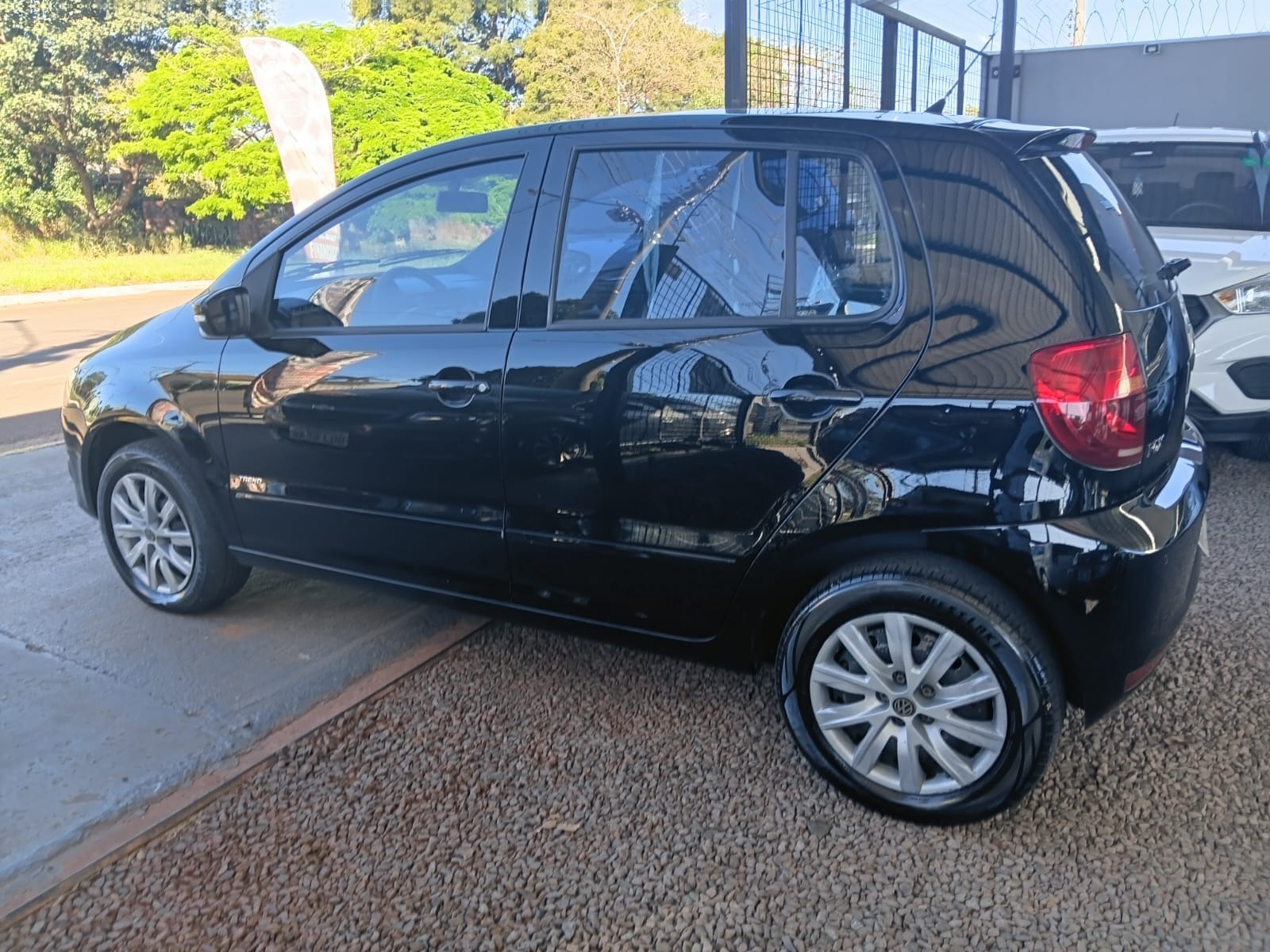 VOLKSWAGEN Fox 1.0 4p. 2011 - miniatura 7
