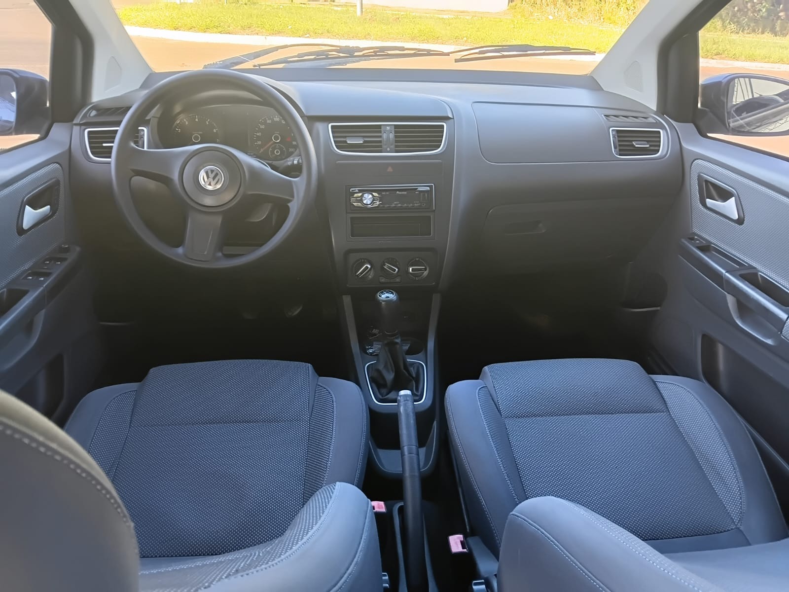 VOLKSWAGEN Fox 1.0 4p. 2011 - miniatura 10