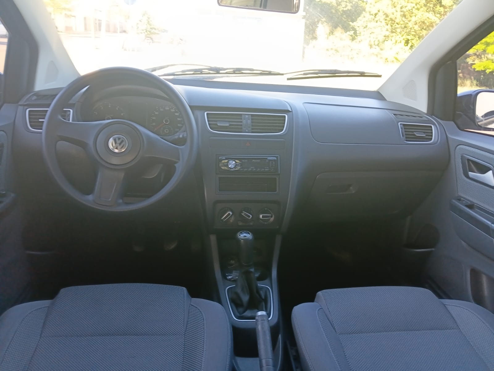 VOLKSWAGEN Fox 1.0 4p. 2011 - miniatura 11