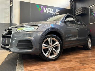 AUDI Q3  2016