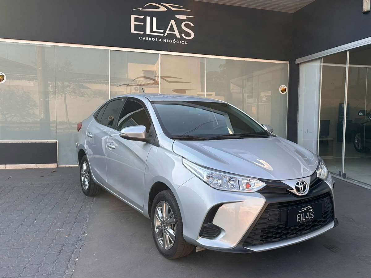 TOYOTA Yaris XL 1.5 16v 2023