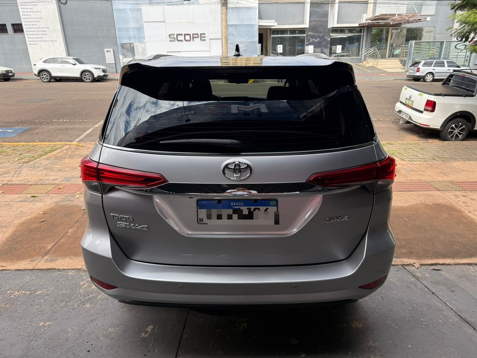 TOYOTA Hilux SW4 SRX D4-D 2.8TDi 16v 4x4 2019 - miniatura 8