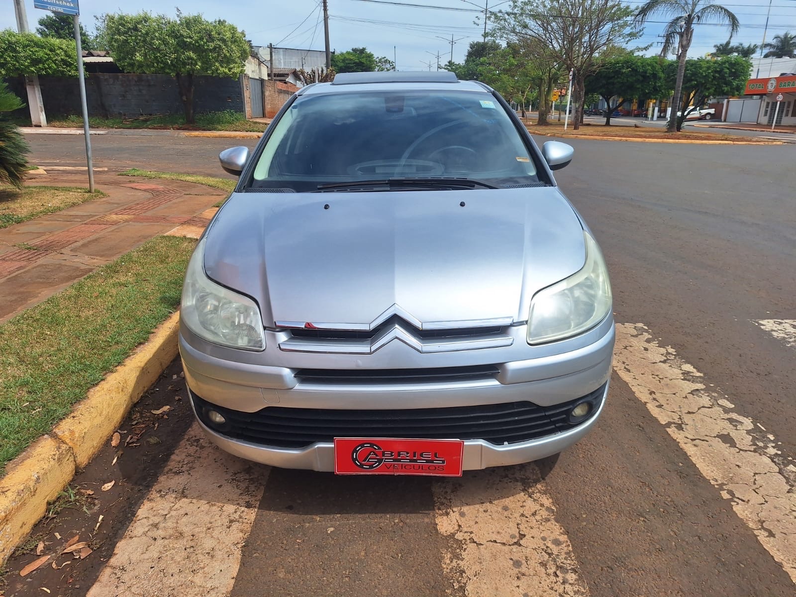 CITROEN C4 Hatch Exclusive Sport Solaris 2.0 16v 2012 - miniatura 2