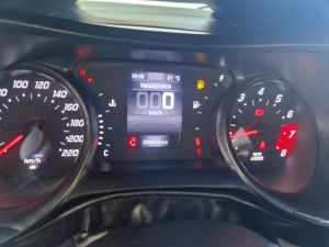 FIAT Cronos Precision 1.8 16v 2019 - miniatura 8